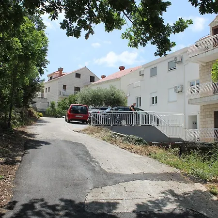 Dino Apartment Cavtat